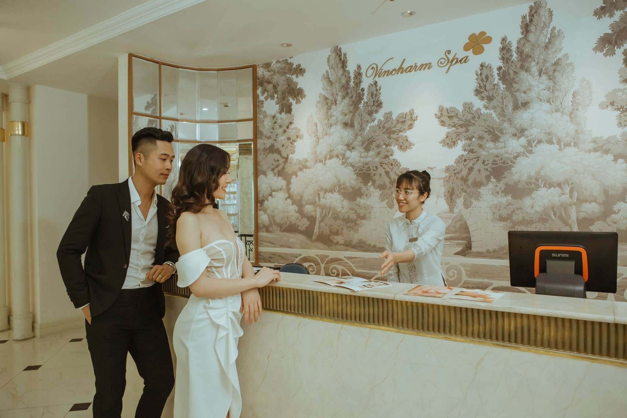 Du khách tại Vinpearl Resort & Spa Ha Long